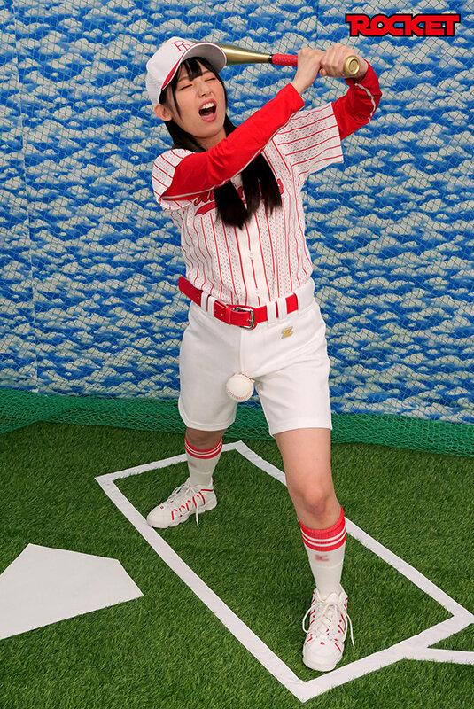 バットとボールを愛する乙女にバットとボールが生えちゃった！？かっ飛ばせザーメン！ふたなり女子野球物語 サンプル画像 2