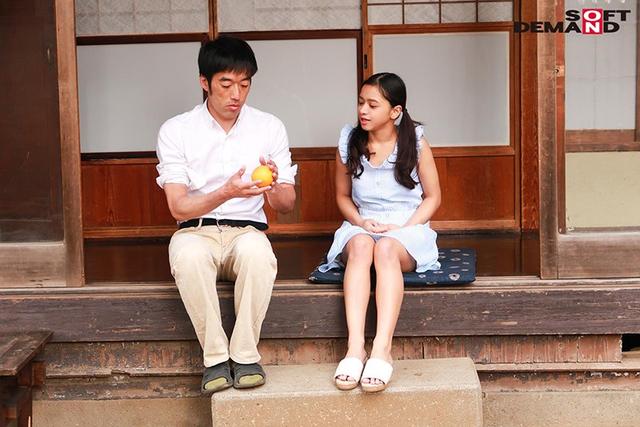 大きいおじさんに喉奥と膣奥を密着激ピストンで無理やり犯●れちゃう。145cm美少女 咲田ラン サンプル画像 13