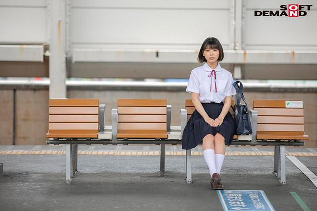青春美少女がデカチン絶頂 バナナサイズの巨根をミニ膣にねじ込む超イキまくり4SEX 桃乃りん サンプル画像 3