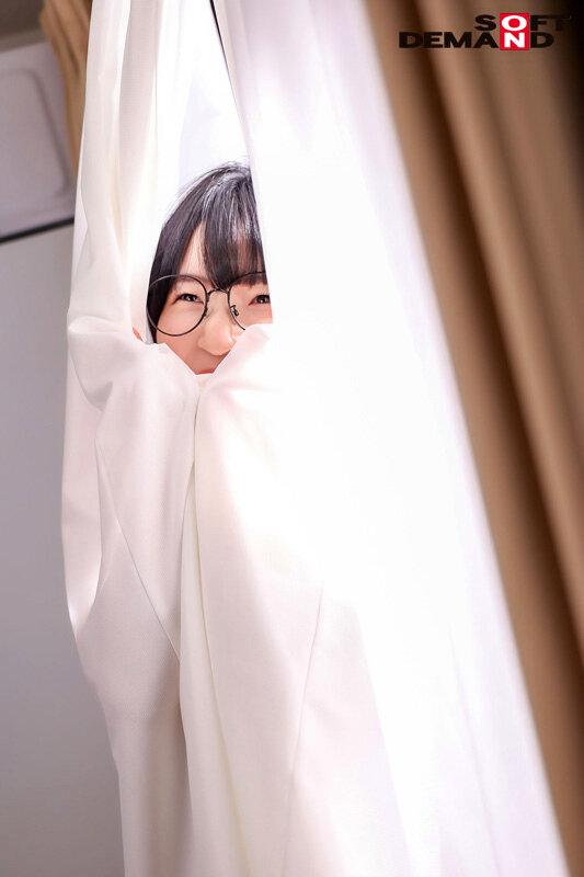 身長148cm、幼いカラダは発育途中の証 源川ゆずな AV DEBUT サンプル画像 15