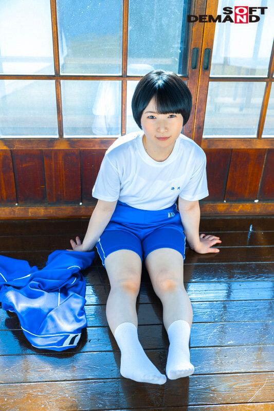 身長148cm、幼いカラダは発育途中の証 源川ゆずな AV DEBUT サンプル画像 2