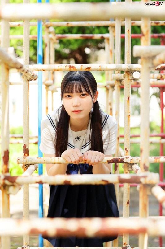 「生でしてみたいです」シャイな女の子が密かに憧れていたちょっと危なくてエッチな願望を叶える校外初中出しデート 望実かなえ サンプル画像 2