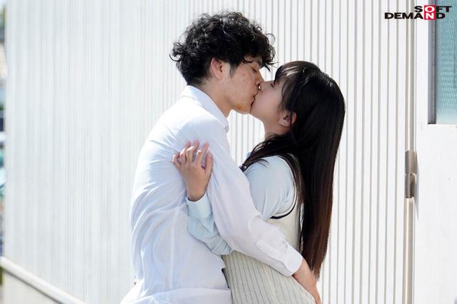 部活の絶倫先輩の爆速ピストンにイカされ続けてチ〇ポの虜になる小柄巨乳マネージャー 甘井くるみ【圧倒的4K映像でヌク！】 サンプル画像 2