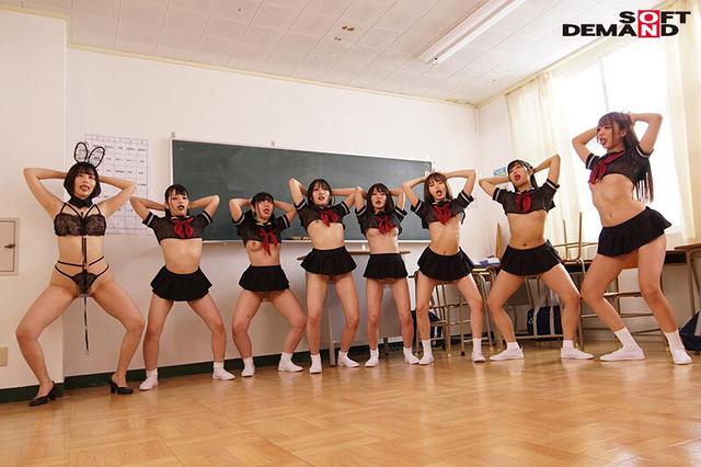 【超部屋結界】ハーレムSPECIAL ～ようこそ僕だけの淫乱女学院へ イヒ！～清楚でウブな女子校生を下品な淫乱女子へと洗脳支配する サンプル画像 15
