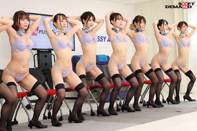 【SP特典版4K】「制服・下着・全裸」でおもてなし またがりオマ○コ航空 圧巻総勢11名＋特別講師1名による2023年度新人CA大型研修編 総尺200分収録6＋1セクション サンプル画像 8