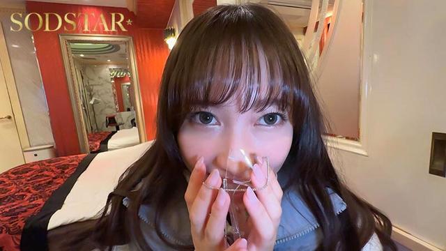 小湊よつ葉の休日「私たち4ヶ月前にセックスしました」渋谷のラブホでハメ撮り、2本番と顔射。 サンプル画像 4