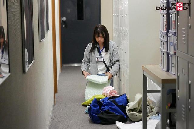 学生時代アイドル志望だったAD小松るい22歳のメス丸出しむっつりSEXが撮れました！ 女子大出身の可愛らしいお嬢様だけど頭はスケベでいっぱい？ 想像以上のギャップ萌え！素朴に見えてめちゃくちゃ敏感体質の逸材だった新入社員 サンプル画像 5
