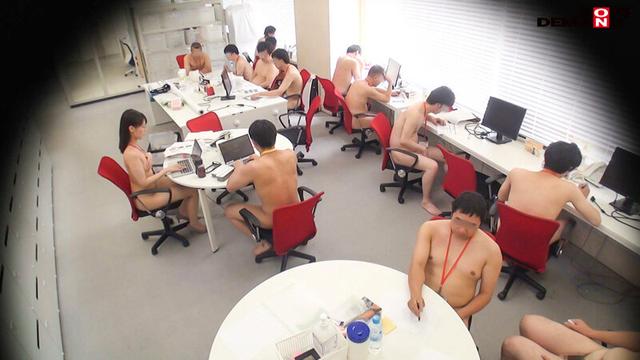 SOD女子社員「あれ、なんで服着てるの？」本日は社員総出で全裸業務の日 チ×コとマ×コ丸出しオフィスで5名の新米社員がHな特別業務に挑戦！ サンプル画像 8