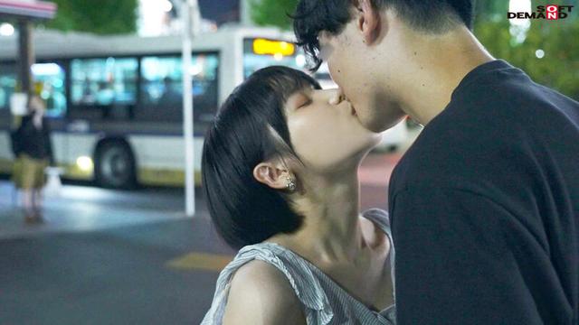 はじめての筆下ろしデート！SOD女子社員を 1 日貸切！！童貞君と外でいっぱいキスして朝から晩までイチャLOVE密着しまくったSEXドキュメント！！！ 柴崎はる サンプル画像 20