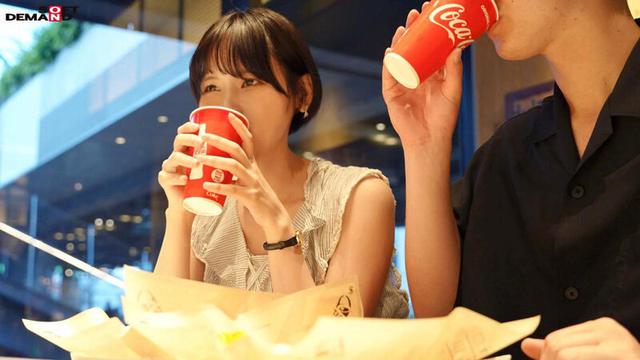はじめての筆下ろしデート！SOD女子社員を 1 日貸切！！童貞君と外でいっぱいキスして朝から晩までイチャLOVE密着しまくったSEXドキュメント！！！ 柴崎はる サンプル画像 8