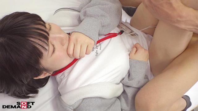太ももハラスメントSOD女子社員13名ももコキ特化！柔らかく大きな健康的《太もも》による包み込み締め付け刺激「見えてもおかしくない太ももにコスるだけだから恥ずかしくないでしょ？」 サンプル画像 7