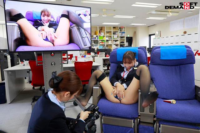 「制服・下着・全裸」でおもてなし またがりオマ○コ航空 SOD女子社員 本多そらビジネスマナー講習便 サンプル画像 3