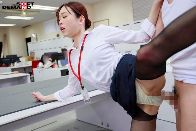 滝汗！筋痙攣！体力が持つ間は倒れるまで寝るな！社内ヌキ打ちストイック体力テストSEX SOD女子社員4名 サンプル画像 16
