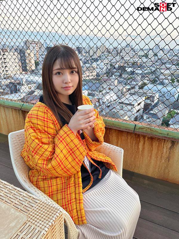 新卒2年目 編集部 生田優梨 初AV出演 私は社畜ではなく、ただのチンチン推しって感じです！ サンプル画像 3