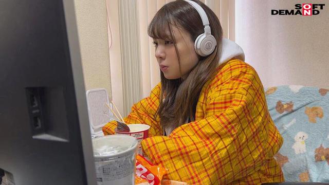 新卒2年目 編集部 生田優梨 有給取って、ぶっかけ精子に溺れました サンプル画像 3