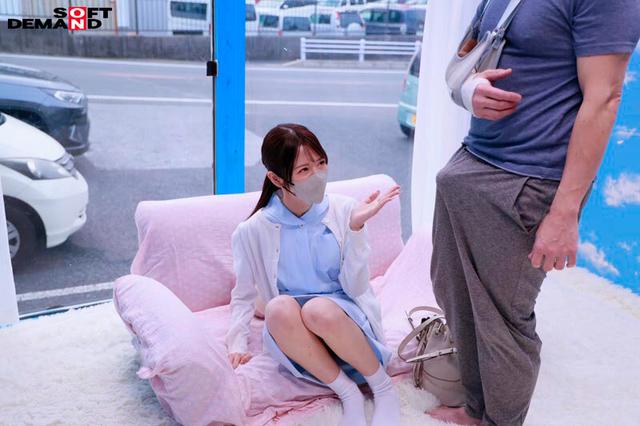 マジックミラー号 おかげさまでシリーズ第5弾 看護師限定 「絶倫ち○ぽ診察してくれませんか？」勃起が収まらなくて困っている男性をあの手この手で優しく導く白衣の天使たち5名収録 サンプル画像 12
