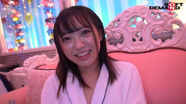 人見知りで恥ずかしがりやな現役女子大生山下ゆめり（20）AV DEBUTドキュメント 女ADが2泊3日の完全密着 内に秘めていたSEXへの好奇心を記録 サンプル画像 13