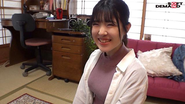 イラマチオで泣く女は、好きですか？ 実家でAV初撮り 家入ゆり サンプル画像 6
