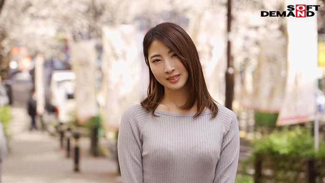 キスだけでビクビク。全身が性感帯の敏感美白若妻 高嶋桜 29歳 第3章 8人の男達が舌で執拗に愛撫 門限は18時までなのに…オーガズムが止まらない 全身舐め回し性感開発 サンプル画像 6