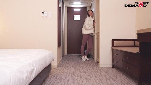 極上のプロポーションと性への好奇心を持て余す高身長170cm美人妻 小谷舞花 29歳 第5章 多忙なスポーツトレーナー妻が仕事と家事の合間を縫って不貞セックスに溺れた3日間のショートタイム不倫。秘密がバレるリスクも鑑みず旦那以外の男に抱かれて火照った身体のまま自宅へ… サンプル画像 19