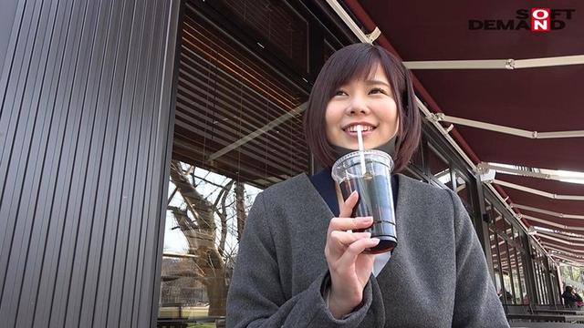 彼氏がいるのにG乳エロビッチが2度目のAV登場。東京 江東区 ■■商店街 保険営業2年目 川端成海さん（仮名・24歳）終電までずっとチ○ポ6本とSEX （滞在時間6時間42分） 中出し計10発 サンプル画像 3