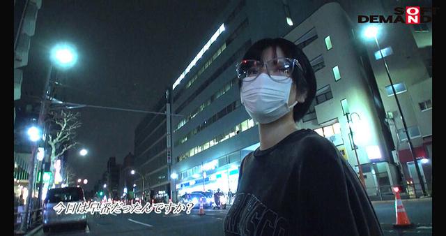 ヤリたくなったらBARでナンパ待ちするハンサム素人 ボーイッシュ 挿れたらド雌 脱いだらF乳女体 東京 新宿 ■■■商店街 居酒屋アルバイト 神園ゆあ（仮名・22歳）男前の顔に全発射！AVデビュー サンプル画像 14