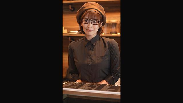 僕の幸運なエロい体験 お洒落なカフェで友人に勧められたマッチングアプリでそこの美人店員が謎に釣れて、一瞬美人局かと疑うくらいトントン拍子でホテルに行ったらただのど変態だった話 美園和花 サンプル画像 4