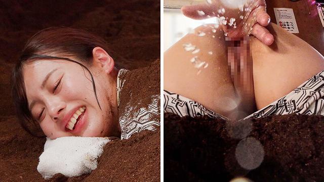 美人CA（既婚者）限定 砂風呂に埋まって身動きできない〇淫NTR拘束マッサージ 横が見えない状態で、隣に夫が居るのにイッてもイッても止めずに絶頂させ続けた女の「サイレント絶叫」 サンプル画像 4