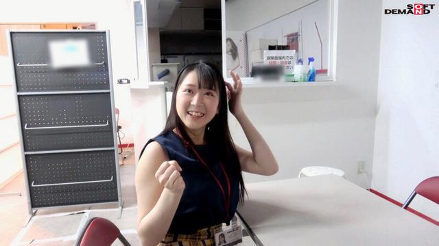 マブしいハニカミ八重歯の着痩せ代表21歳は想定以上のぶるるんHカップ SOD女子社員ハダカになるより恥ずかしい！脱ぎキャンBOX野球拳 メディア事業部 中途1年目 米内美和 サンプル画像 3