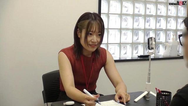SOD女子社員 初めてのチン嗅ぎ素人男優面接 vol.3 サンプル画像 11