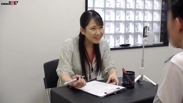 SOD女子社員 初めてのチン嗅ぎ素人男優面接 vol.3 サンプル画像 5