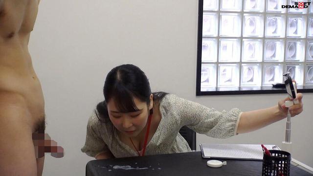 SOD女子社員 初めてのチン嗅ぎ素人男優面接 vol.3 サンプル画像 7