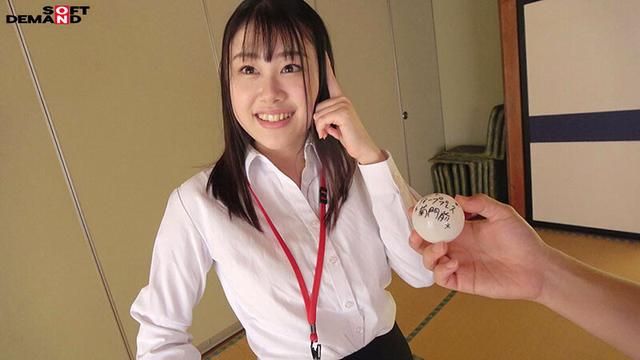 精神的な安らぎを与えるセクシー美バスト ハダカになるより恥ずかしい！脱ぎキャンBOX野球拳 新コンテンツ開発部 新卒1年目 伊澤知奈 サンプル画像 3