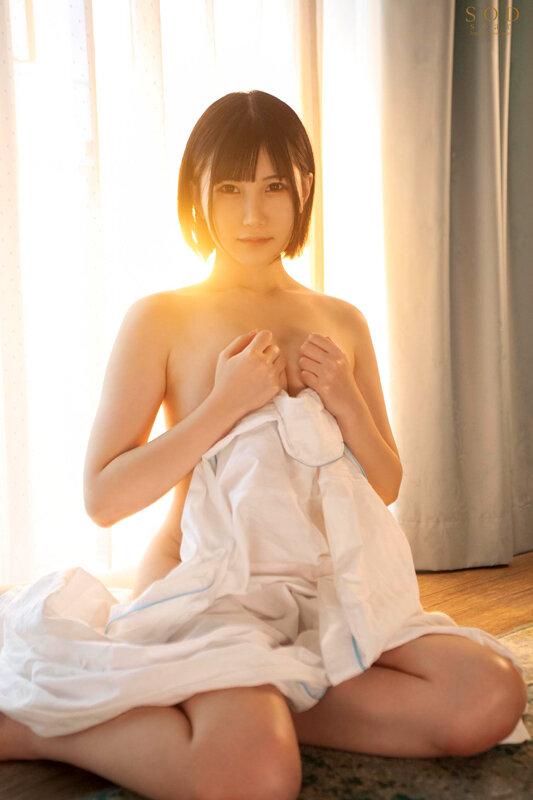 人生初ナマ中出し「生のSEXがこんなに気持ち良かったなんて！」ホテルで朝日が昇ってもずっとマ○コに精子入れっぱなし… 川村ゆい サンプル画像 2