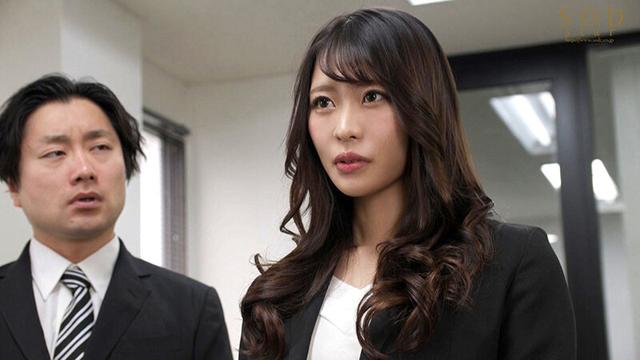 元水泳選手の敏腕セールスレディOLが陰キャ同僚の下剋上チ○ポに洗脳させられて 青木桃 サンプル画像 4