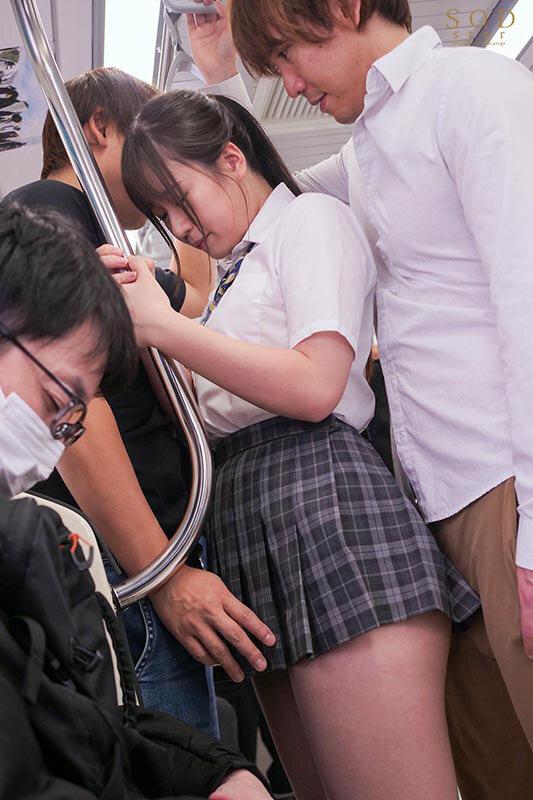 通学中の電車でイカされ失禁してしまったJ● 連日痴●で開発され続け、鬼付きされても声を出さずサイレント絶頂しまくる 稲荷ある サンプル画像 7