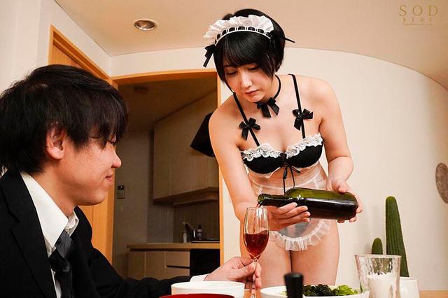 【夏といえば水着！SODstar全員ビキニ祭】外では女上司、帰れば呼び鈴一つで即ご奉仕してくれる、俺だけの従順メイド ご主人様のチ○ポを気持ちよくできたら、ご褒美ピストンでイキ果てる むちゃくちゃやりまくる3日間 夏目響 サンプル画像 10