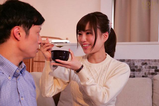 路上で倒れたボクを介抱してくれた人妻薬剤師が部屋を訪ねてくるようになり気づいたら勃起薬を盛られ何度もイカされていた… 天宮花南 サンプル画像 3