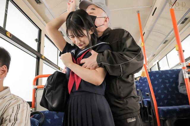 無垢な美少女はある日された痴〇をきっかけに公共の場でのセックスにハマってしまった…見られるかもしれないスリルに快感を覚えてしまい掲示板で自ら相手を募集するようになるまで。宮島めい サンプル画像 4