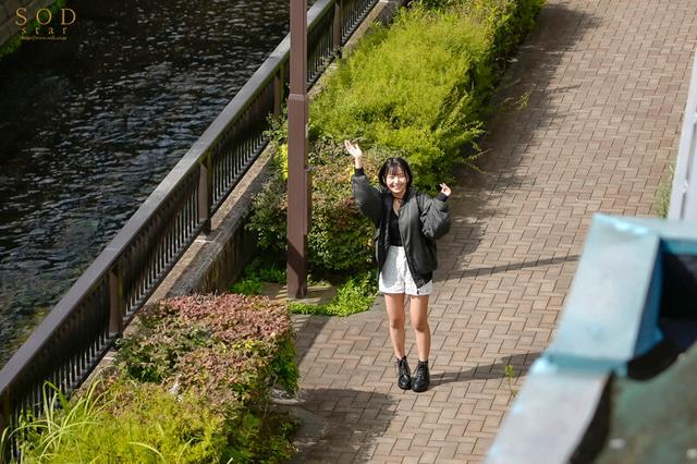 隣に住む寂しがりやの女の子に惚れ薬を盛り続けてSEXを繰り返していたらいつしか俺の方が彼女に沼っていた 星乃莉子【圧倒的4K映像でヌク！】 サンプル画像 3