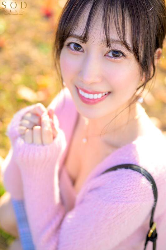 無邪気なおねだりフェイスにズキュン！ず～っと振り回されっぱなし イチャイチャ！たじたじ！ヤリまくり！ハメ撮り！デビュー2周年記念デート 小湊よつ葉【特典映像付き】 サンプル画像 3