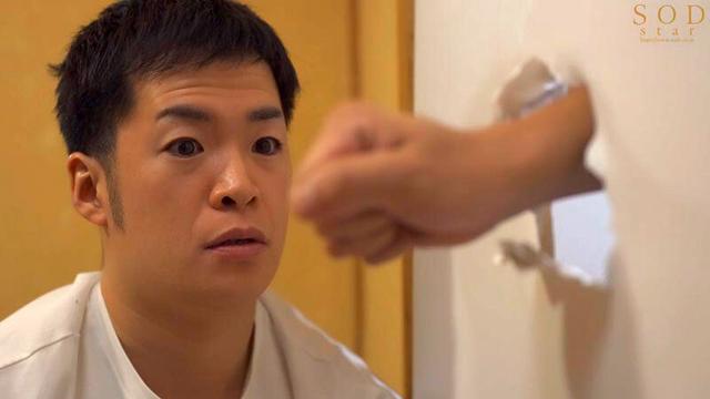 僕の住むアパートの隣室の美人妻は欲求不満だった。夫婦喧嘩で空いた直径10cmの壁穴越しに立ちバックで膣奥を突きまくった密かな不倫関係5日間。 本庄鈴 サンプル画像 3