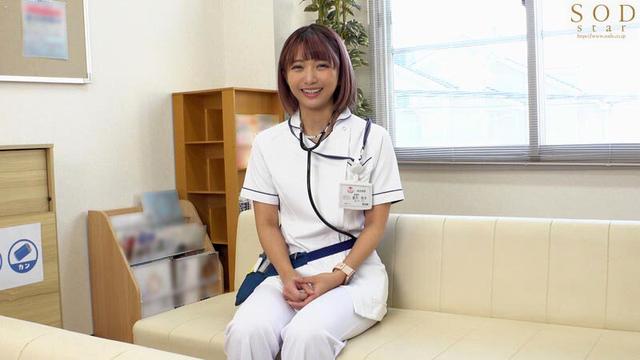 院内に夜な夜な響く喘ぎ声の実態は！？ 話題の美人看護師を極秘取材 笑顔の杭打ち騎乗位と涎たっぷりフェラで入院患者をヌキまくる隠れ痴女ナース 星乃莉子 サンプル画像 3