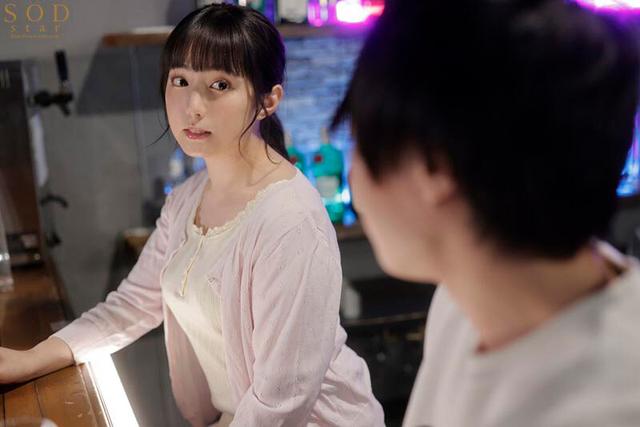 体の相性が最高なコンビニパート主婦Yさんとは休憩2時間のショートタイム密会でも最低3回は射精（だ）せる 矢埜愛茉 サンプル画像 2