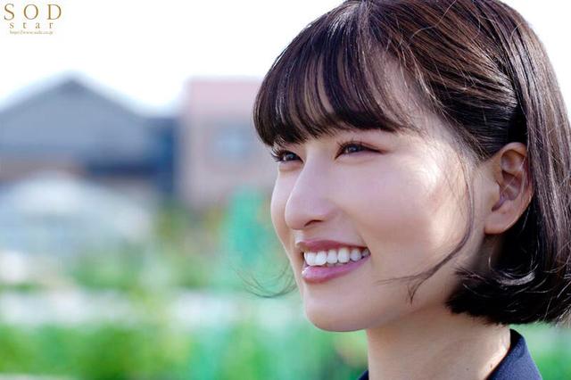 田舎に派遣されたピュアで真面目な新米ティーチャーAさん（23）は地元のわんぱくキッズの性欲処理を断れないッ！！ 綾瀬天 サンプル画像 4
