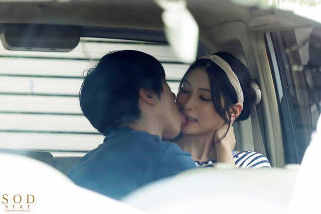 童貞の僕とキスの練習に付き合ってくれた旦那持ちの姉。暴走して中出しし続けた。SODstar×桃色かぞく 本庄鈴 サンプル画像 2