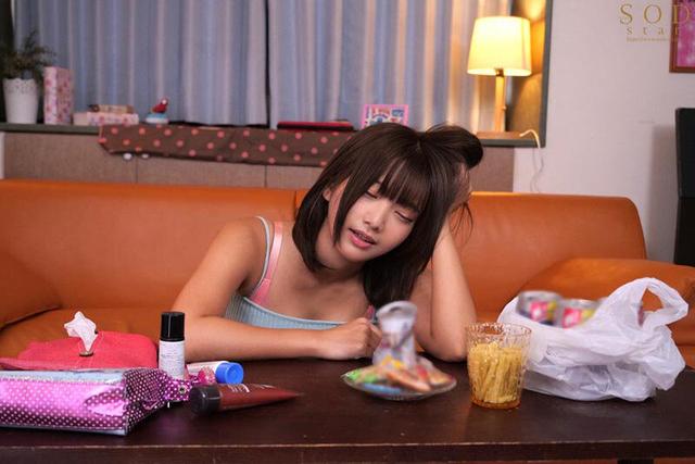 ある朝目覚めたら世の中が昭和になっていた！？ 不動産OLが沼ってしまった現代では考えられないコンプラ無視のセクハラに枕接待！ 星乃莉子 サンプル画像 3