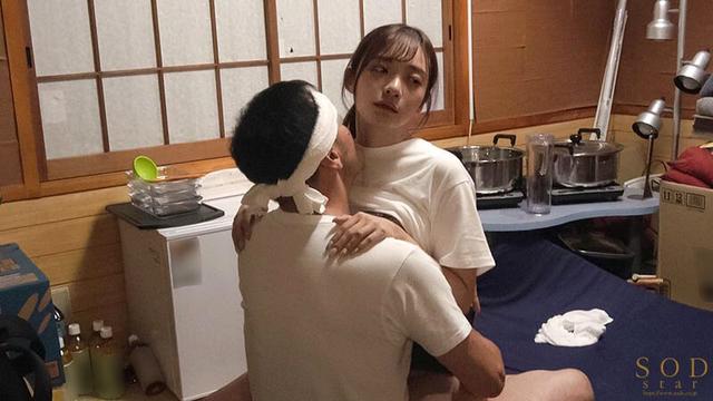 ラーメン屋唯一の女バイト、汗だくガテン系店員の性欲発散を担うセクハラOK娘。 渚恋生 サンプル画像 7