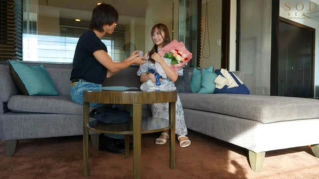 一生に一度のプロポーズNTR「結婚前に他の男と寝てほしい」婚約指輪を渡されたタイミングで彼氏に告げられ 今さら別れる気にもなれず 渋々受け入れてしまったドMカノジョ 渚恋生 サンプル画像 3