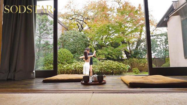 Shall we キメセク？社交ダンス講師が生徒である妻子持ち中年サラリーマンと不倫SEXグミにハマる 小湊よつ葉 サンプル画像 11